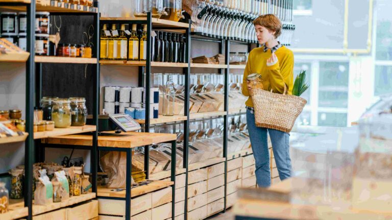 Young Caucasian woman grocery shopping