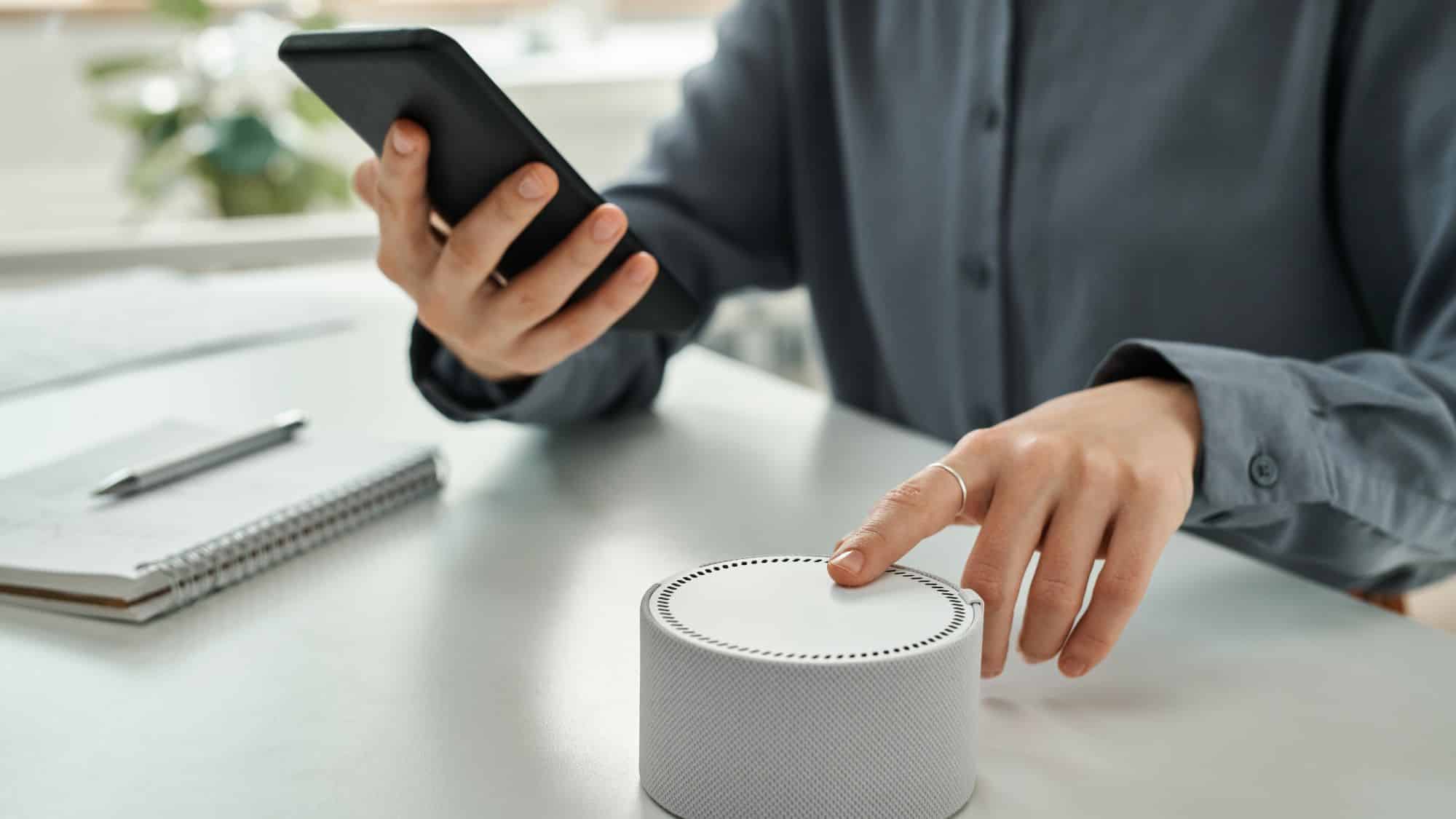 Connecting a phone to a Bluetooth device